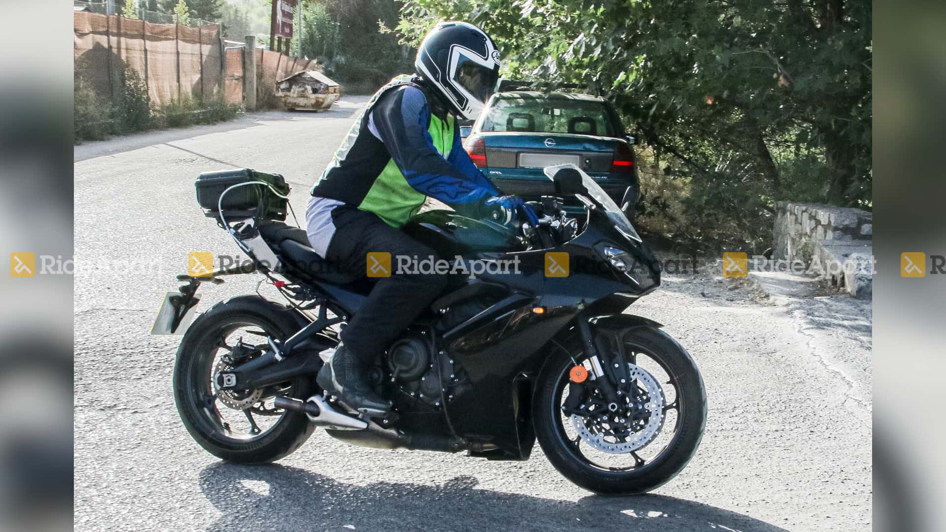 triumph daytona 750 for sale
