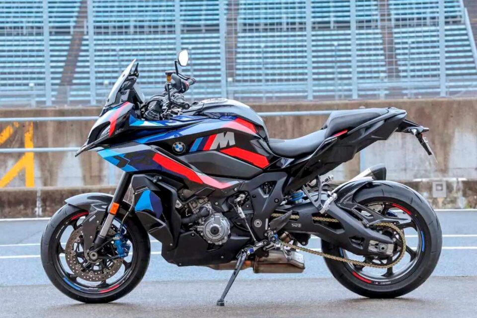 BMW M1000XR 2024