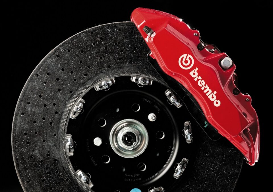 Brembo vende ações da Pirelli