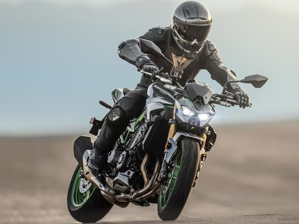 Kawasaki Z 900 2025