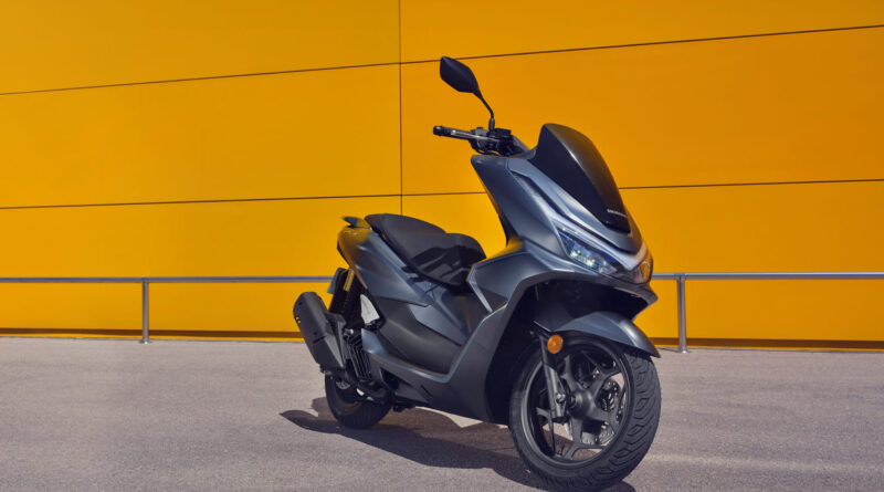PCX 2025