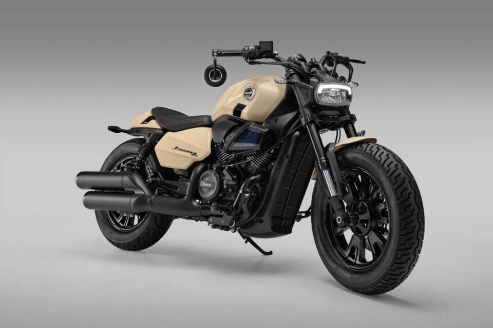 Benelli Bobber 400
