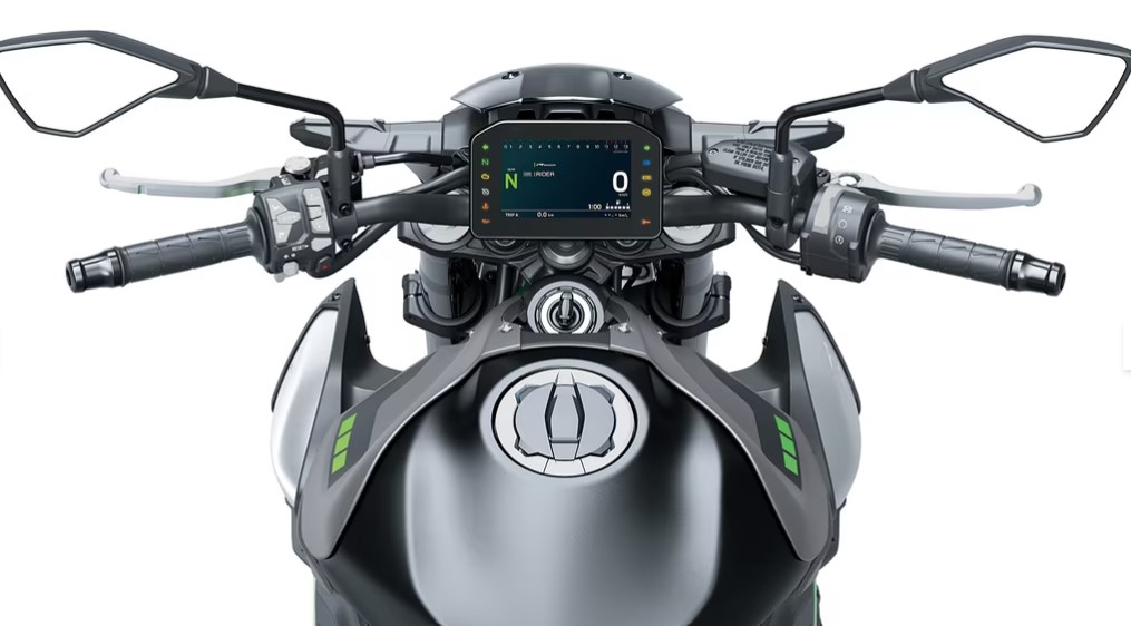 Kawasaki Z 900 2025