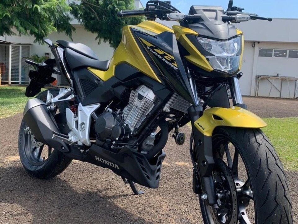 Honda CB 300F Twister 2025