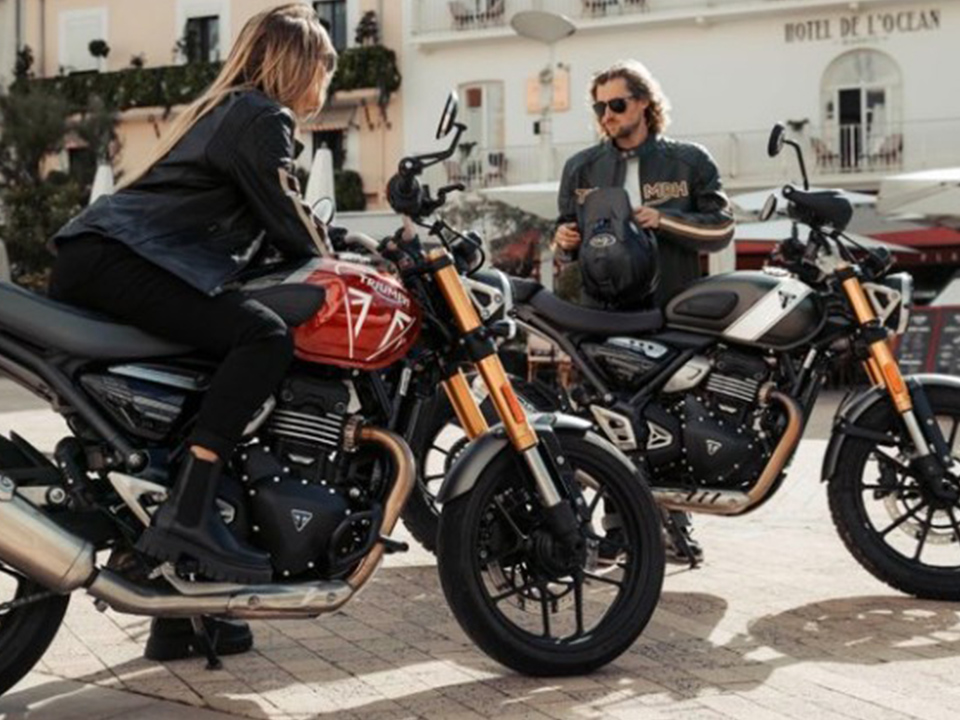 Triumph amplia consórcio