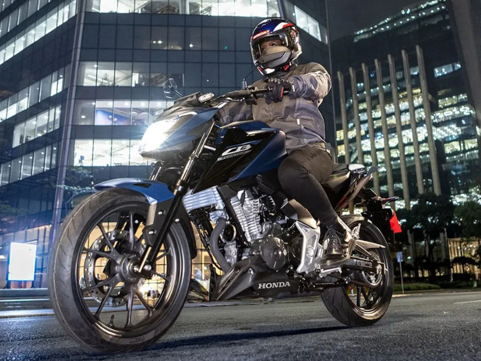 Honda CB 300F Twister 2025