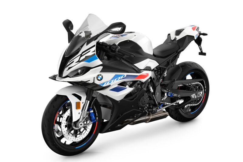 BMW S 1000 RR 2025 vs Panigale V4 vs ZX-10R