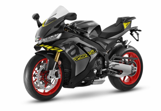 Aprilia RSV4 2025