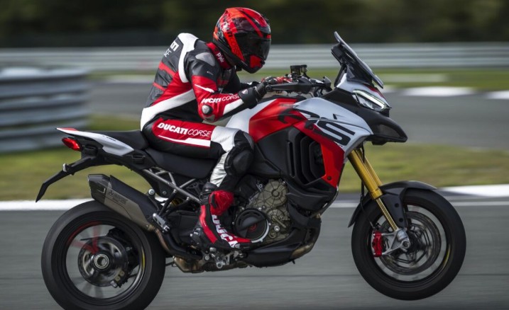 Ducati Diavel V4 RS