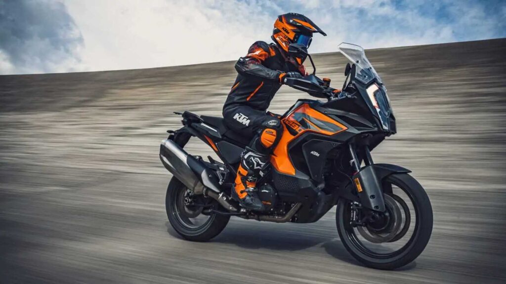 KTM poderá ser salva pela Bajaj?