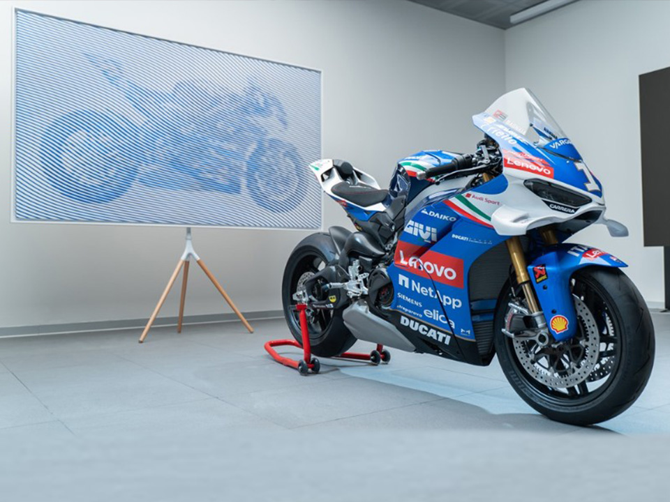 Ducati Panigale V4 Tricolore Italia