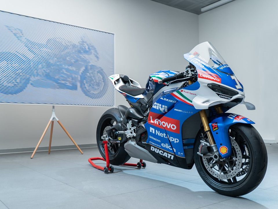 Ducati Panigale V4 Tricolore Italia