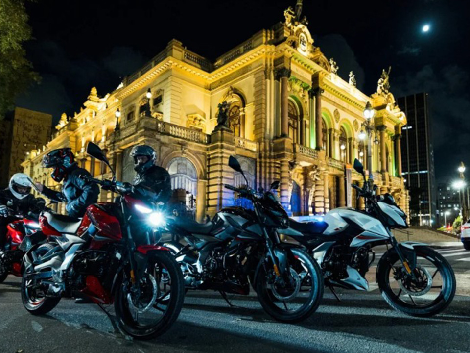 Bajaj Pulsar N 150