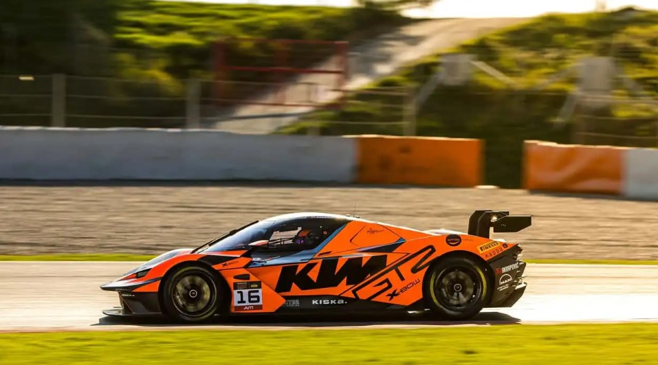 KTM