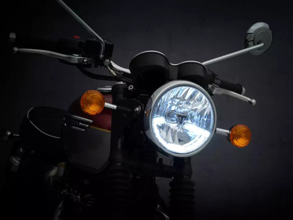 Triumph 400