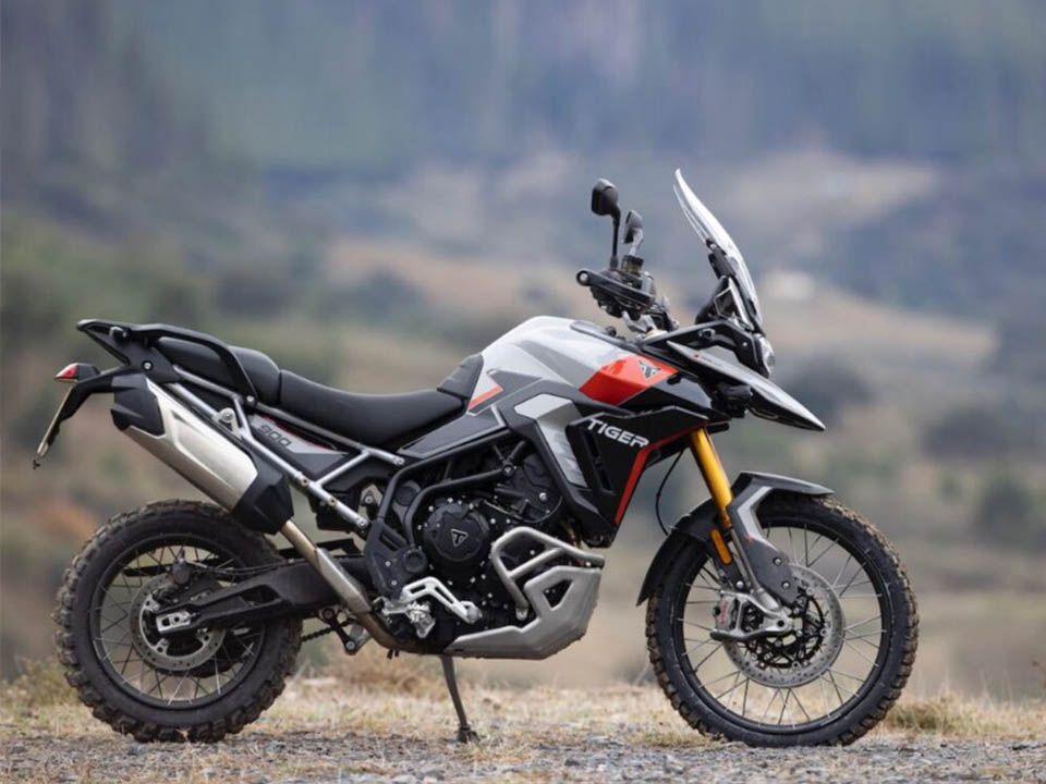 Triumph Tiger 900