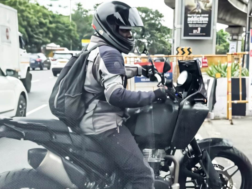 Royal Enfield Himalayan 750