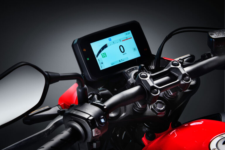 Hornet 500 Painel TFT