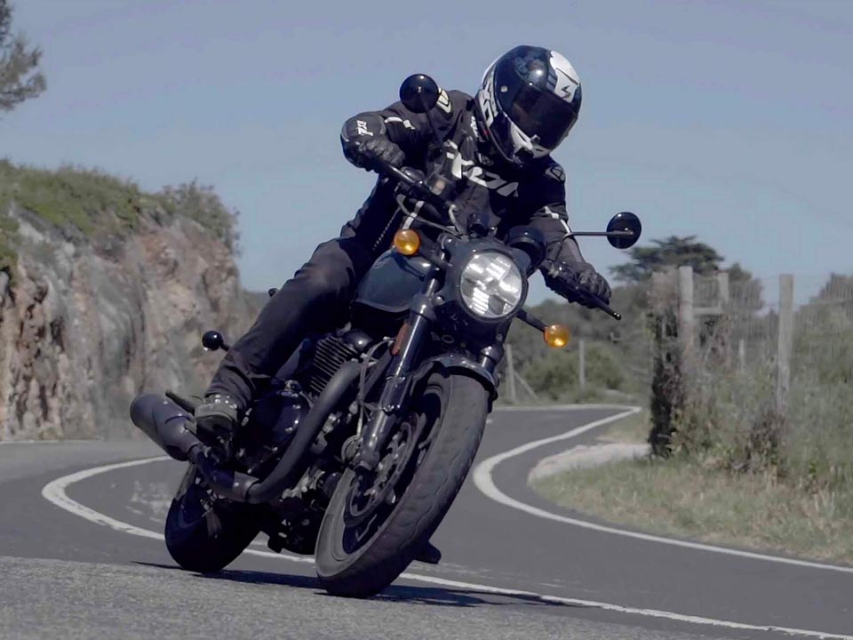 Royal Enfield Shotgun 650