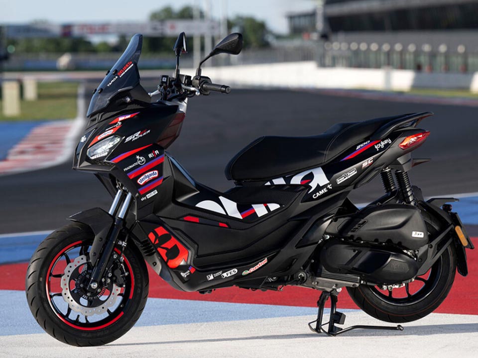 Aprilia SR GT