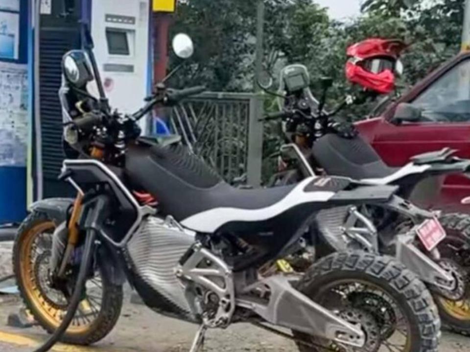 Royal Enfield Electric Himalayan