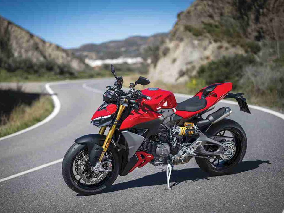 Ducati Streetfighter V2S