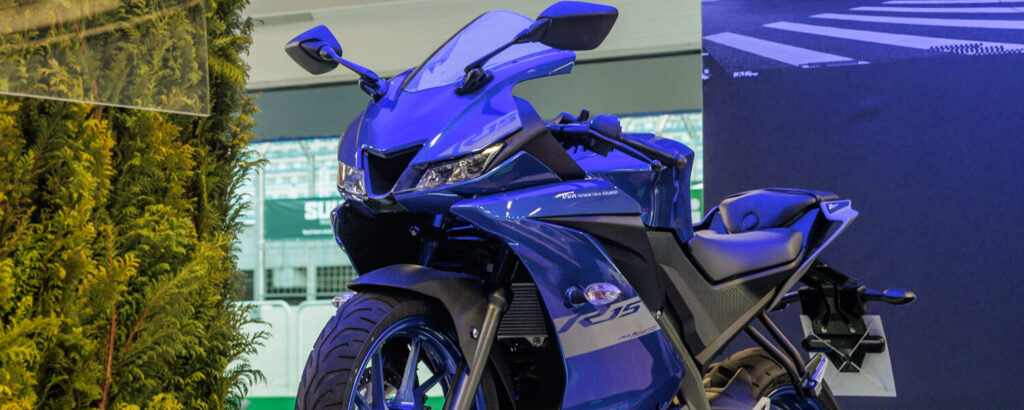 Yamaha R15
