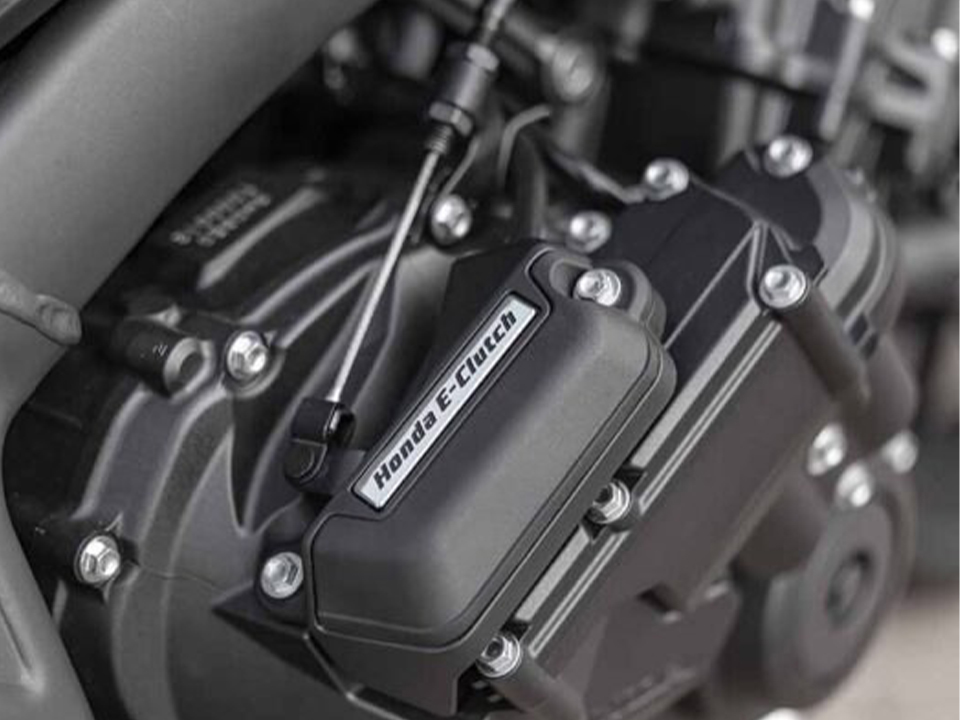 E-Clutch na CB 650R 2026