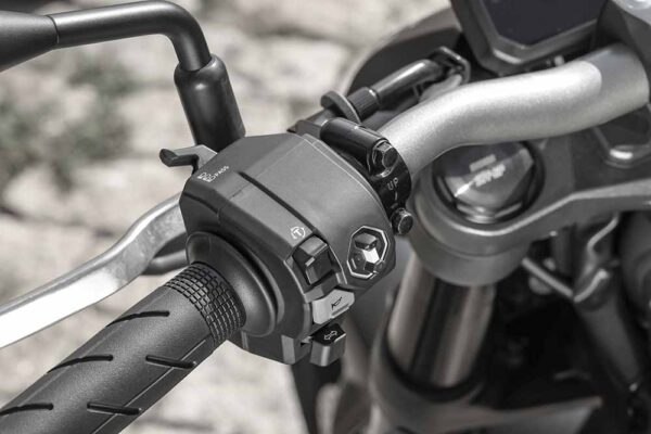 E-Clutch na CB 650R 2026