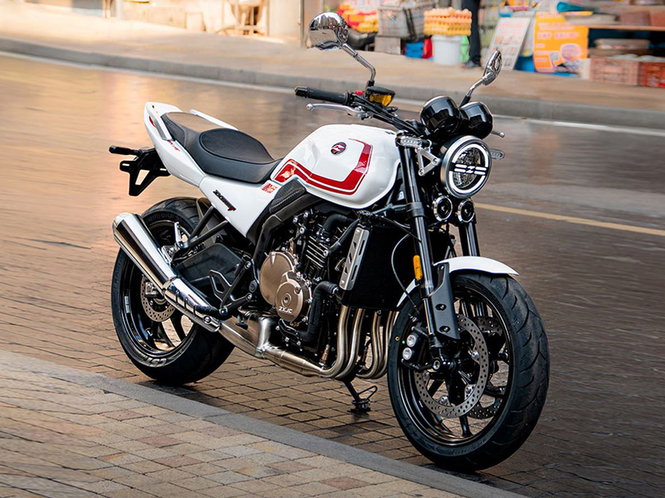 ZXMoto desafia rivals