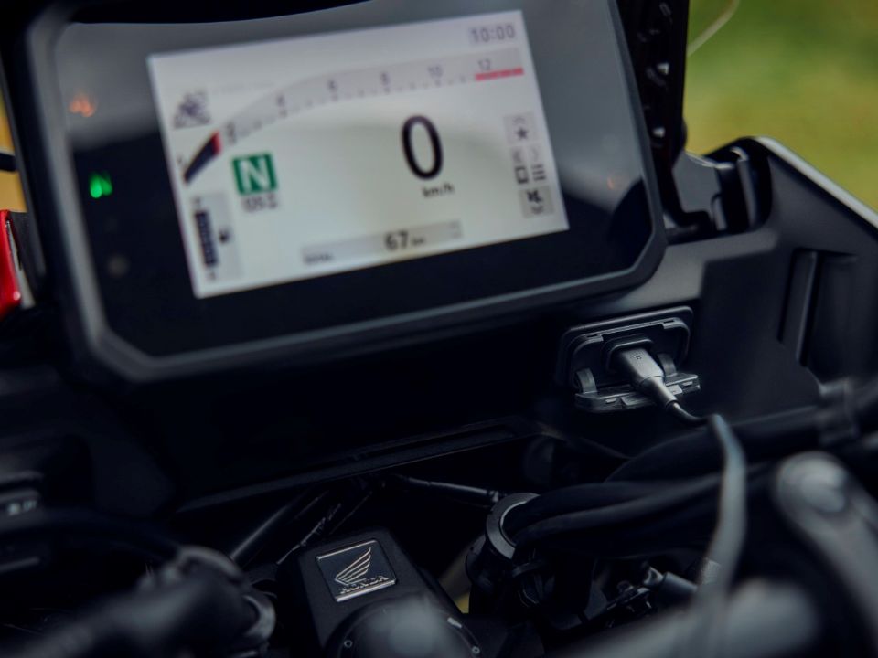 Honda lança a CB 1000 GT