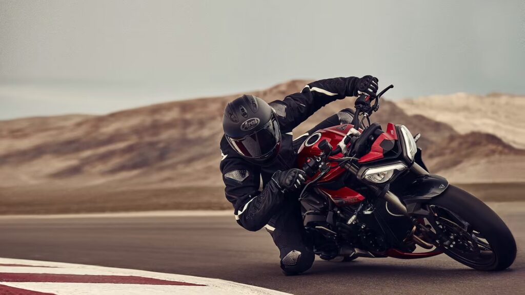 Street Triple
