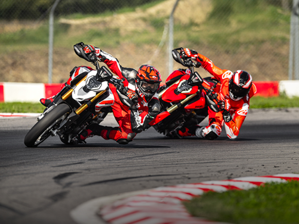 Ducati Hypermotard V2 2026