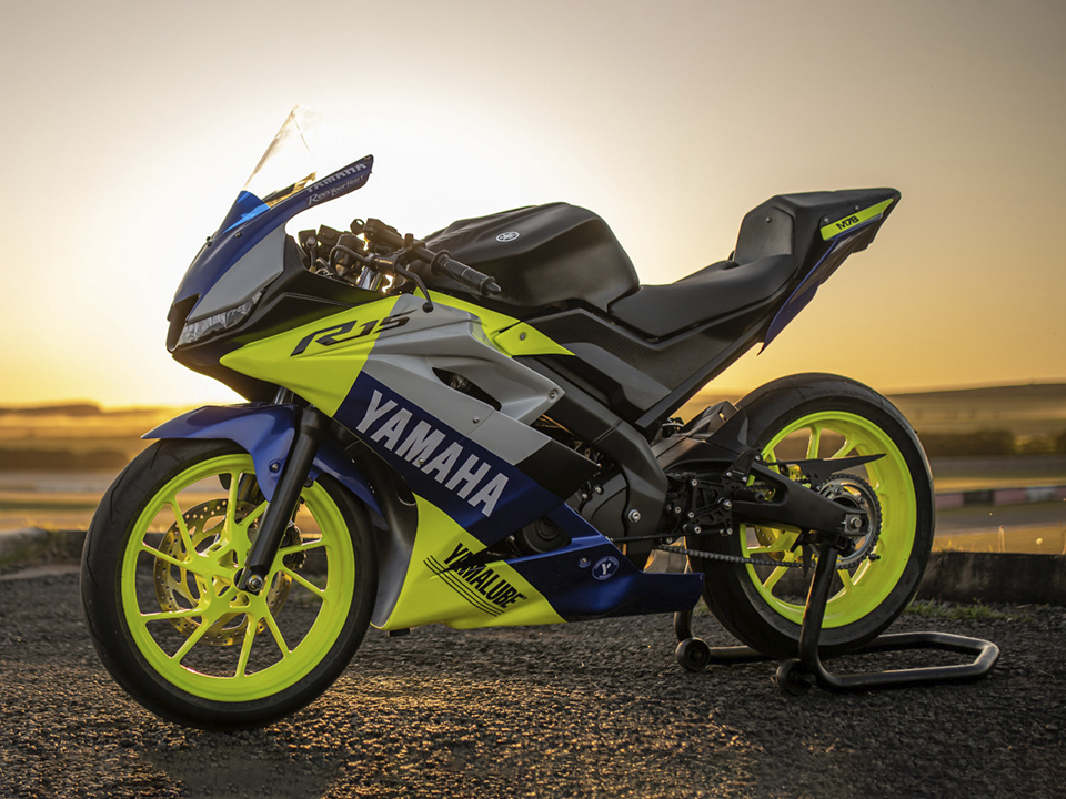 Yamaha R2 registrada