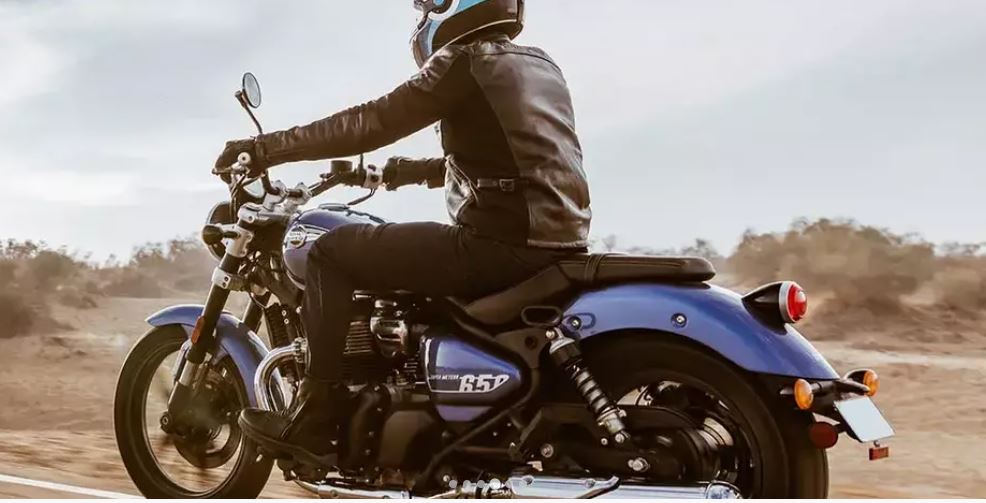 Super Meteor 650 vs Meteor 350